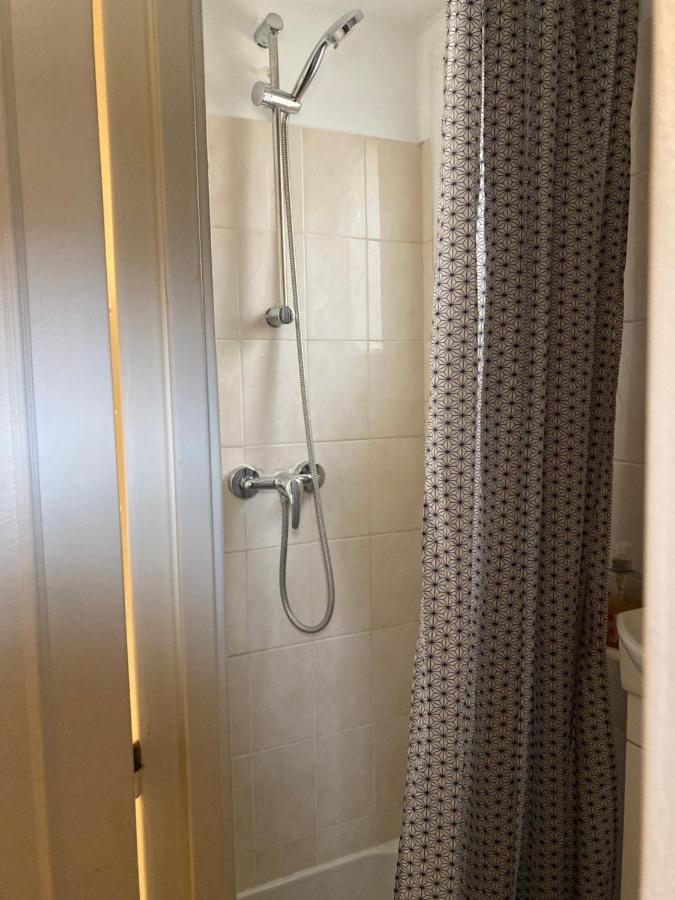 Une Chambre Chez Nous, A 12 Minutes De Paris مالاكوف المظهر الخارجي الصورة